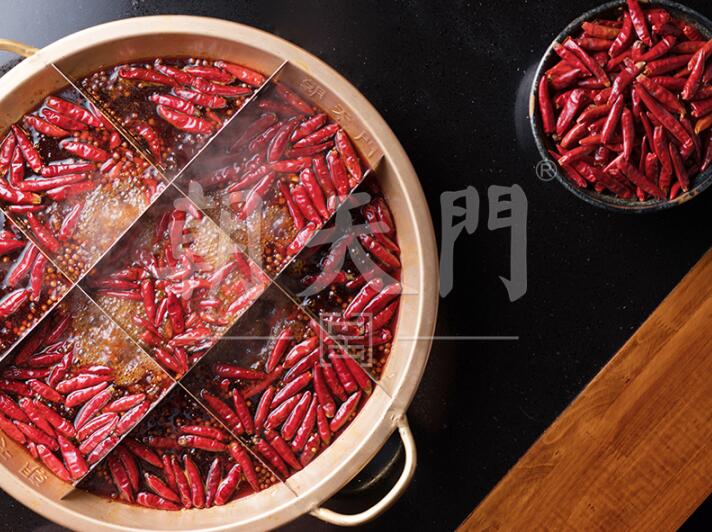 選擇一次性火鍋底料的優(yōu)勢在哪里？