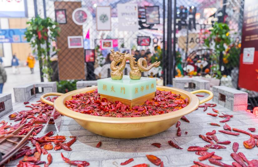 澳門開(kāi)火鍋加盟店怎么樣？市場(chǎng)前景如何？