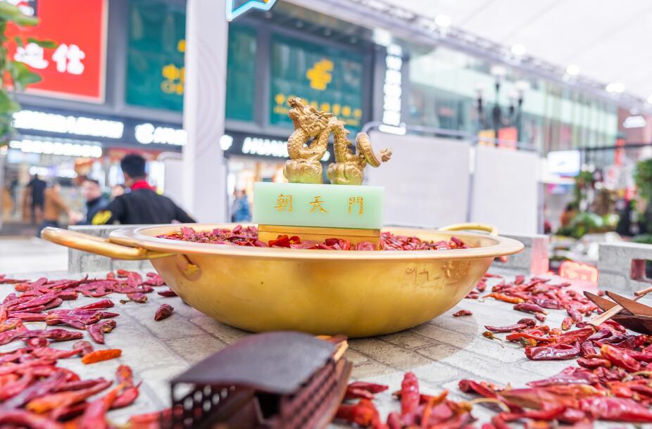 哈密開火鍋加盟店如何經(jīng)營？怎么管理？