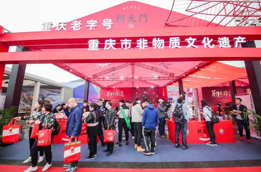 上虞開火鍋加盟店，需要做哪些準(zhǔn)備？