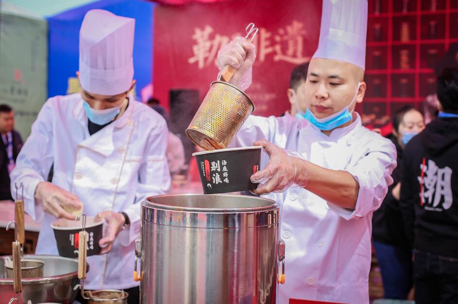 任丘開火鍋加盟店，請先做好這些調(diào)研工作！