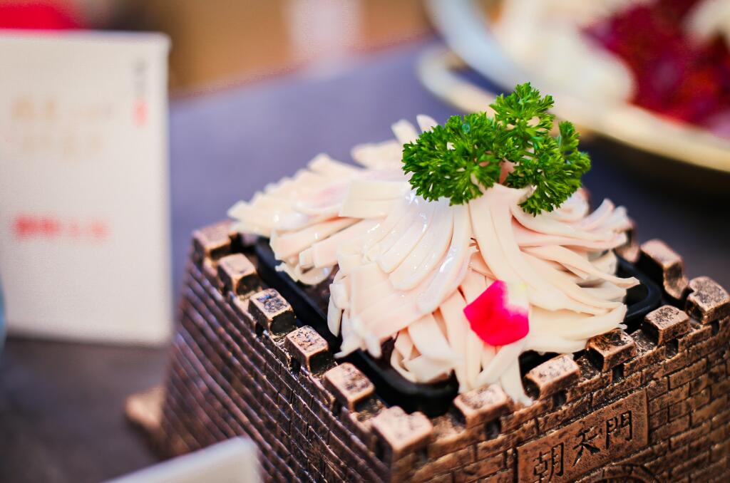 遵化開火鍋加盟店，要遵循哪些市場規(guī)律？