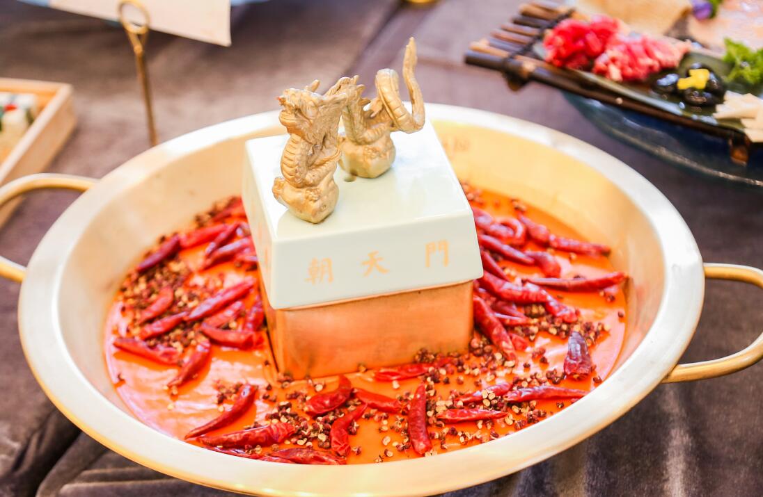 泊頭開火鍋加盟店，怎樣管理前廳和后廚？
