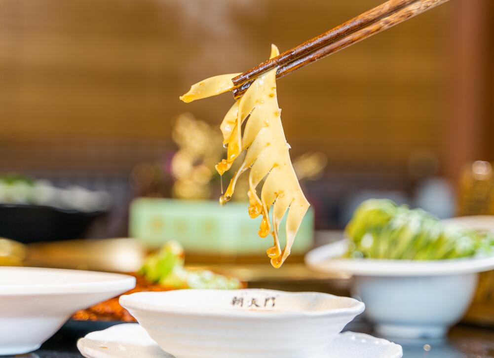 如何在商場(chǎng)開(kāi)好火鍋連鎖加盟店？