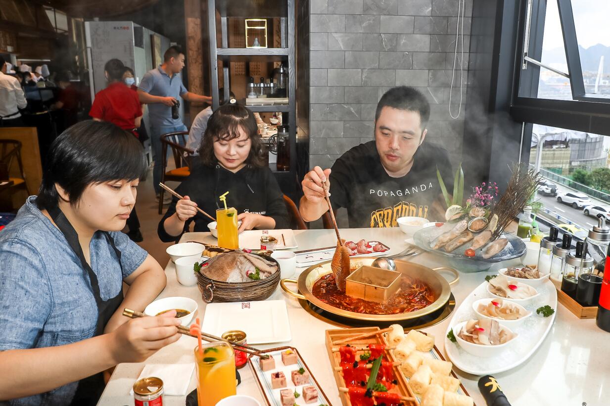 火鍋店明明生意很好，為什么利潤卻很低？