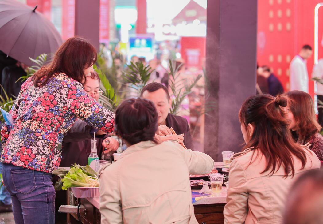 盤錦開火鍋加盟店，如何在起步時領(lǐng)先一步？