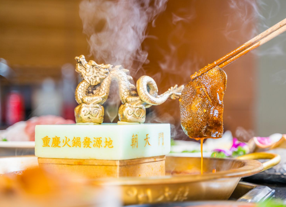 玉林開火鍋加盟店，生意不景氣怎么辦？