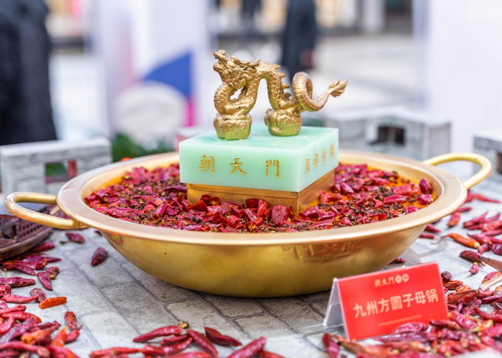 來賓開火鍋加盟店，簡單幾步營業(yè)額倍增！