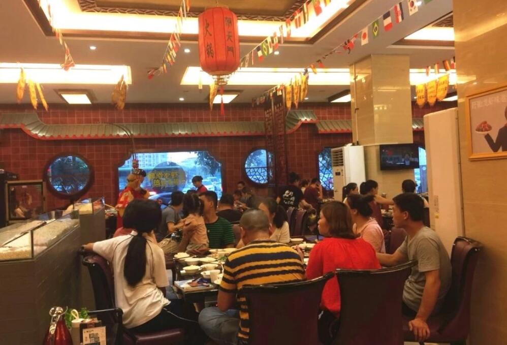 這里是網(wǎng)紅重慶，一座遍地都是火鍋的城市！