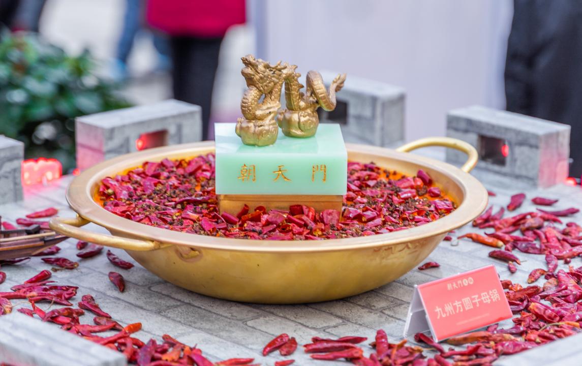 長江索道旅游打卡攻略，體驗(yàn)飛躍長江，品嘗重慶火鍋！