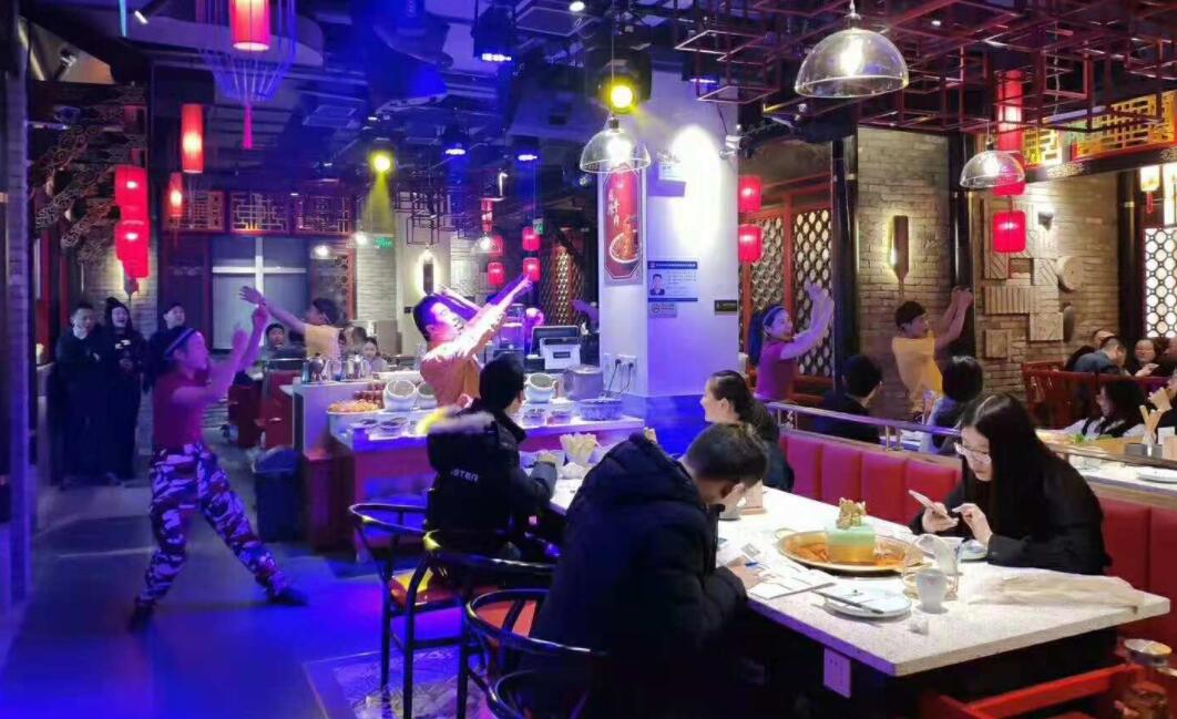 導(dǎo)致餐飲店倒閉的五個大坑，分享慘痛經(jīng)歷！