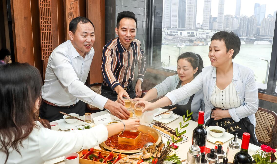 夏天不吃火鍋？做好四點，讓你全場爆滿！