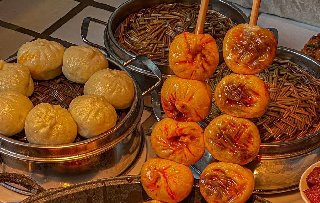 另類網(wǎng)紅吃法，火鍋包子的制作方法！