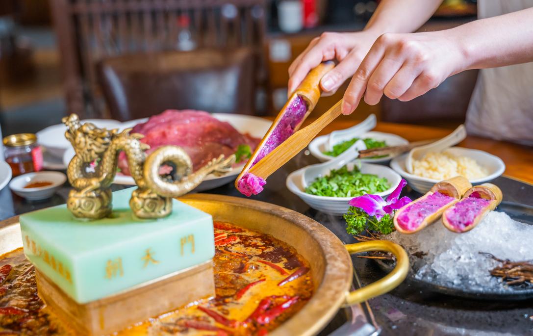 重慶火鍋，經(jīng)典菜品，加盟店必備！